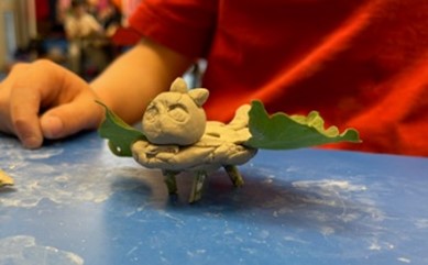 Clay flying cat